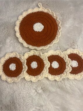 Crochet Pumpkin Pie Coasters and Pot Holder